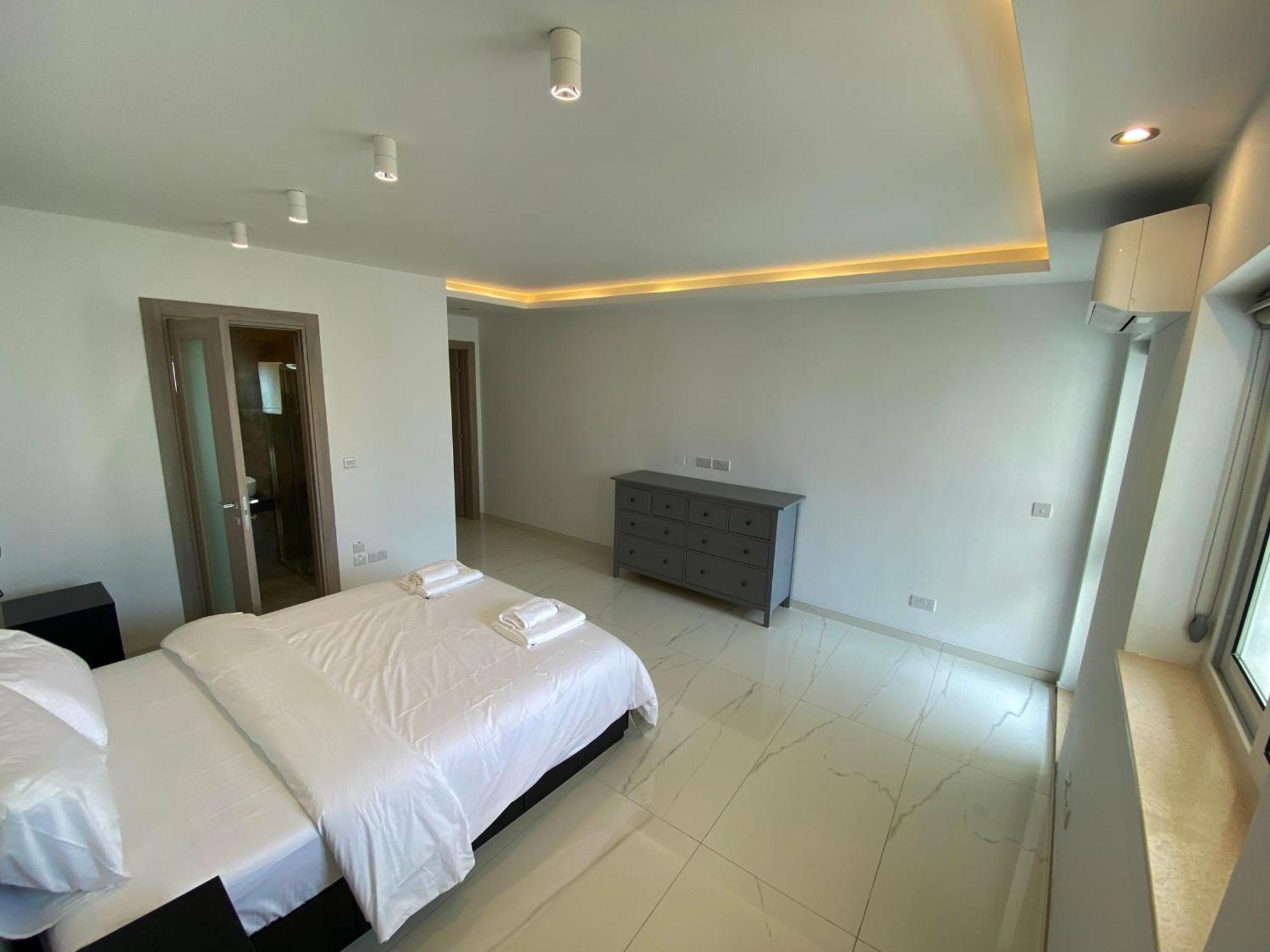 Tigne Sliema Three Bedrooms Apartment Exteriér fotografie