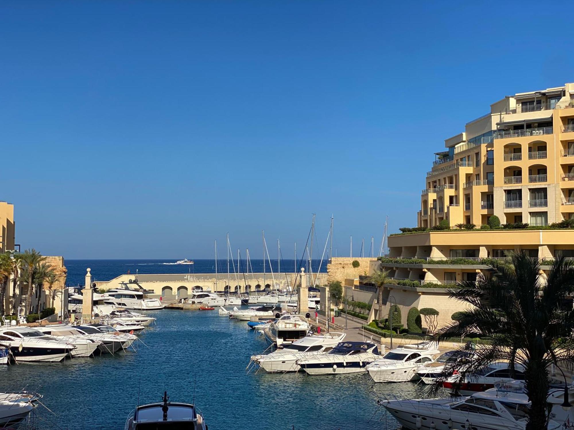 Tigne Sliema Three Bedrooms Apartment Exteriér fotografie